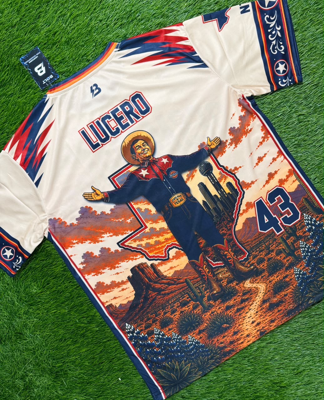 Bolt Custom Sportswear DESMADROSOS Road Runner logo T-shirt, vibrant graphic design on lightweight fabric.